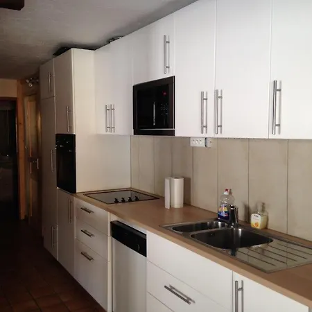 Le Clos Du Linga B Апартаменты *