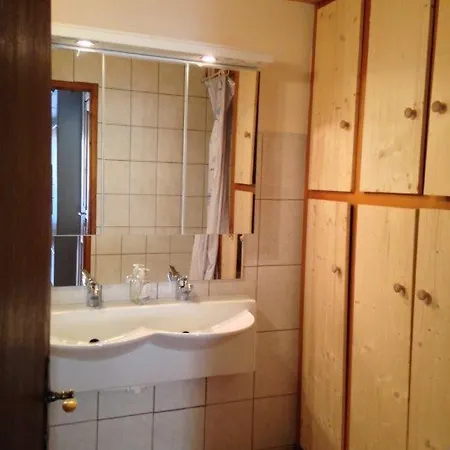 Le Clos Du Linga B